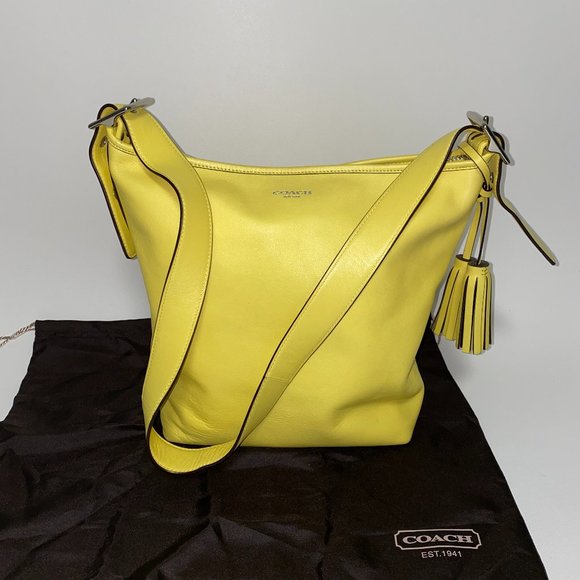 Coach Handbags - Authentic COACH leather crossbody bag